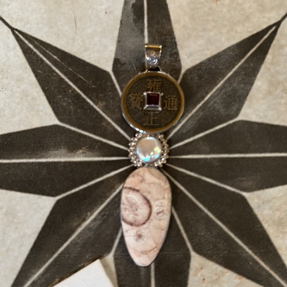 Sajen 925 Silver Pendant with Various Stones - Picture 2 of 5